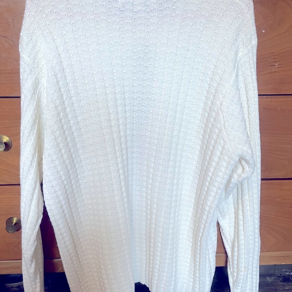 VTG Charming Soft White Cream Cable Knit Cardigan Sweater szP/L Baxter and Wells - Picture 5 of 7